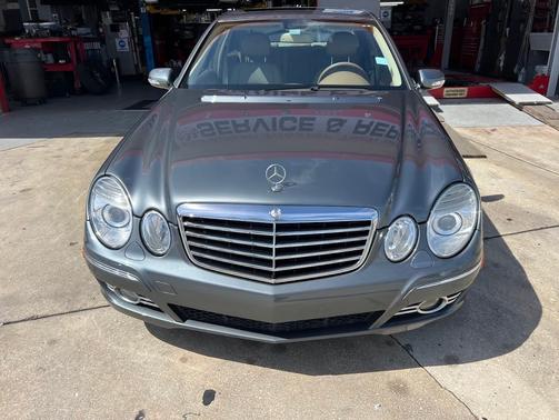 Gray 2008 Mercedes-Benz E-Class E 350