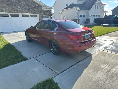 2014 INFINITI Q50 Hybrid Premium