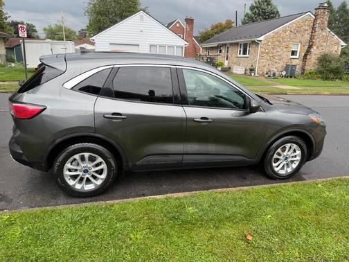 Gray 2020 Ford Escape SE
