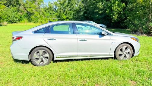 Silver 2017 Hyundai SONATA Hybrid Limited