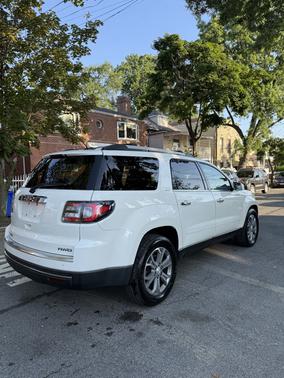 White 2015 GMC Acadia SLT-1