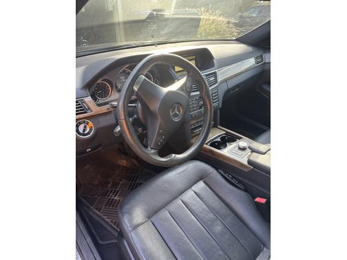 2011 Mercedes-Benz E-Class E 550 4MATIC