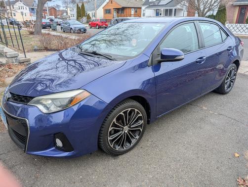 2015 Toyota Corolla S Plus