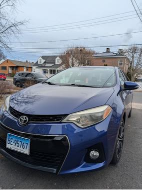 2015 Toyota Corolla S Plus