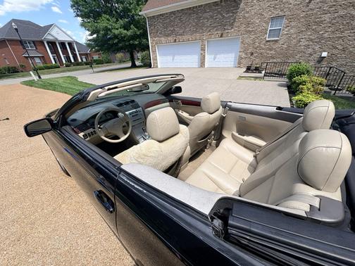 Black 2004 Toyota Camry Solara SE V6