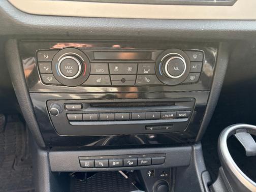 Black 2013 BMW X1 xDrive 28i