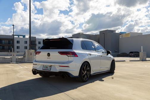 2023 Volkswagen Golf GTI 2.0T SE