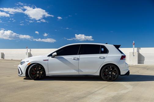 2023 Volkswagen Golf GTI 2.0T SE