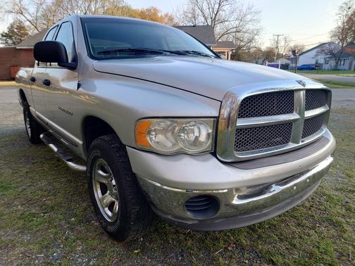 Silver 2002 Dodge Ram 1500 Quad Cab