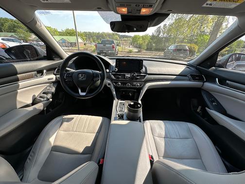 2018 Honda Accord Touring 2.0T