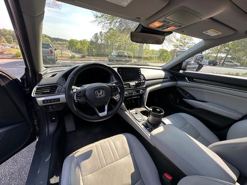 2018 Honda Accord Touring 2.0T