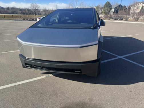 2024 Tesla Cybertruck AWD