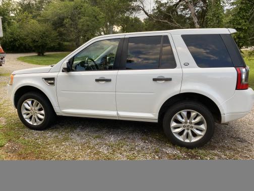 2011 Land Rover LR2 Base