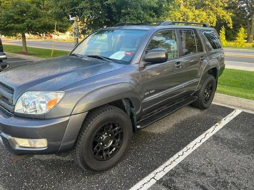Gray 2004 Toyota 4Runner SR5 V8