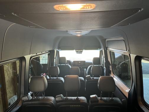 2024 Mercedes-Benz Sprinter 2500 High Roof