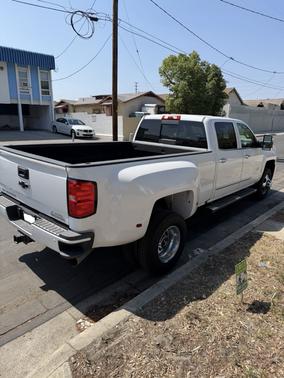White 2017 Chevrolet Silverado 3500 High Country