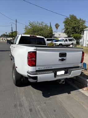 White 2017 Chevrolet Silverado 3500 High Country