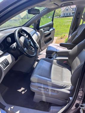 Gray 2016 Honda Odyssey EX-L
