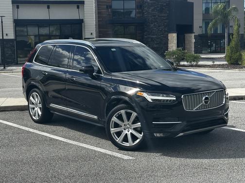 2019 Volvo XC90 T6 Inscription