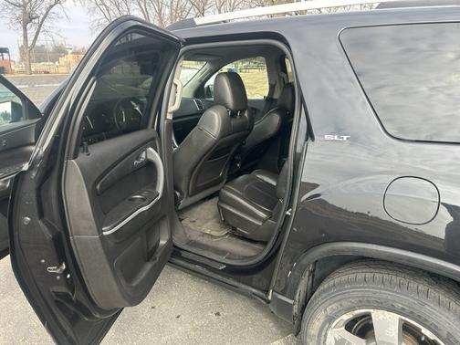 2011 GMC Acadia SLT-1