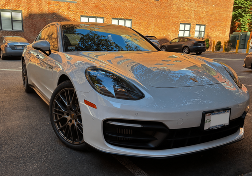 White 2022 Porsche Panamera Panamera 4 E-Hybrid Platinum Edition