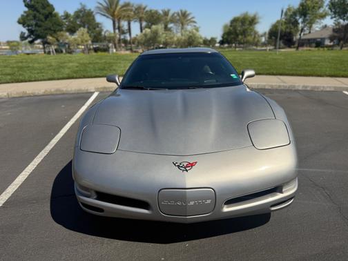 1999 Chevrolet Corvette Base
