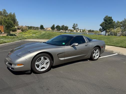1999 Chevrolet Corvette Base