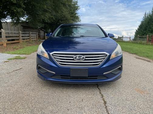 2016 Hyundai SONATA SE