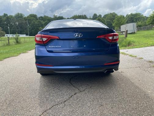 2016 Hyundai SONATA SE