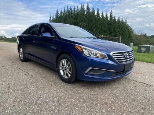 2016 Hyundai SONATA SE