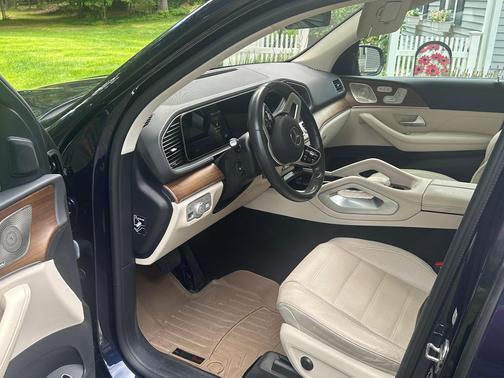 Blue 2022 Mercedes-Benz GLE 450 Base 4MATIC