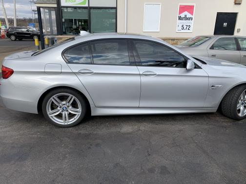 Photo 2 of 6 of 2012 BMW 535 i xDrive