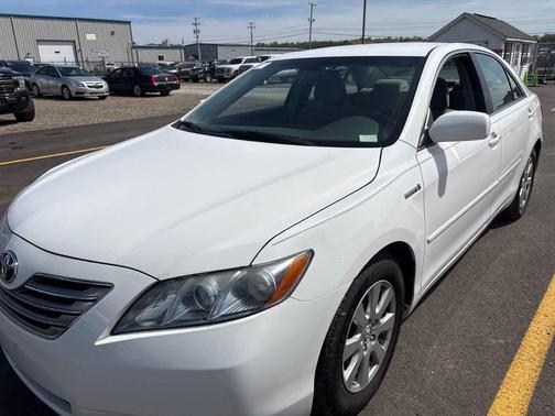 White 2008 Toyota Camry Hybrid Base