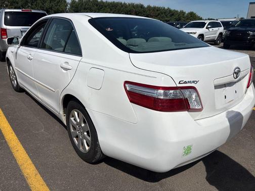 White 2008 Toyota Camry Hybrid Base