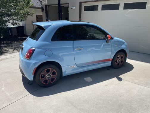 2015 FIAT 500e Battery Electric