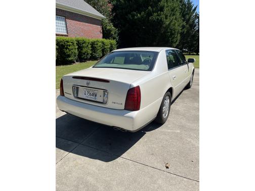 2003 Cadillac DeVille Base