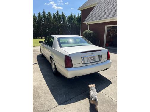 2003 Cadillac DeVille Base