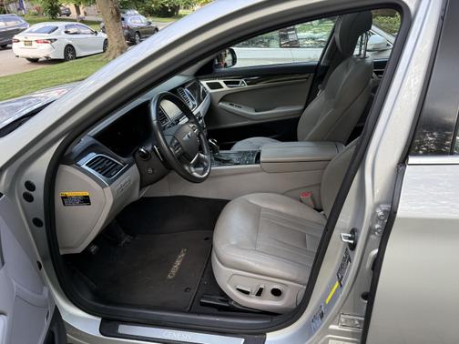 2015 Hyundai Genesis 3.8