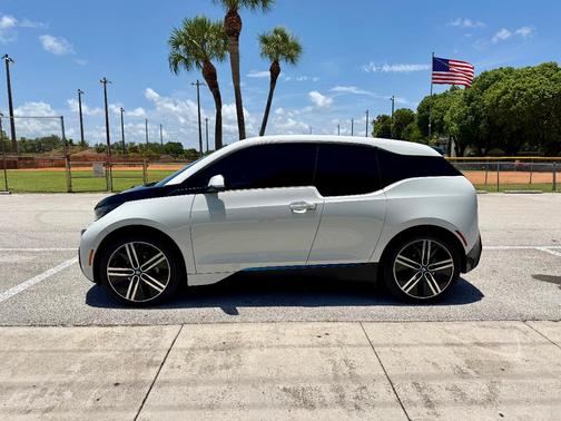 White 2015 BMW i3 Base w/Range Extender