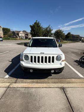 White 2015 Jeep Patriot Sport