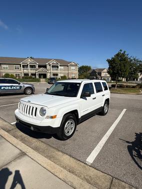 White 2015 Jeep Patriot Sport