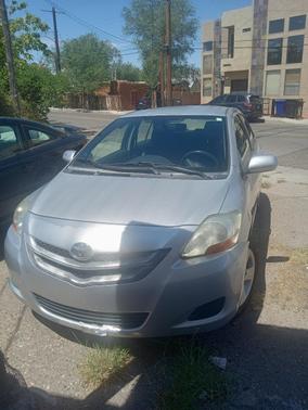 Silver 2008 Toyota Yaris S