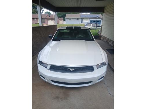 2010 Ford Mustang Base