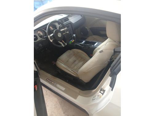 2010 Ford Mustang Base