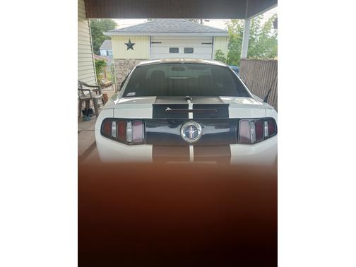 2010 Ford Mustang Base