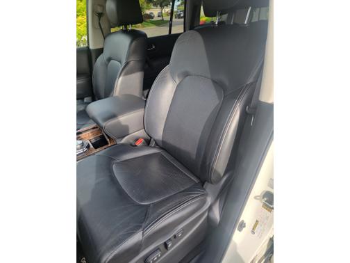2015 INFINITI QX80 Base