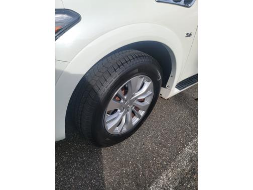 2015 INFINITI QX80 Base