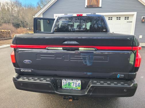 Black 2022 Ford F-150 Lightning LARIAT