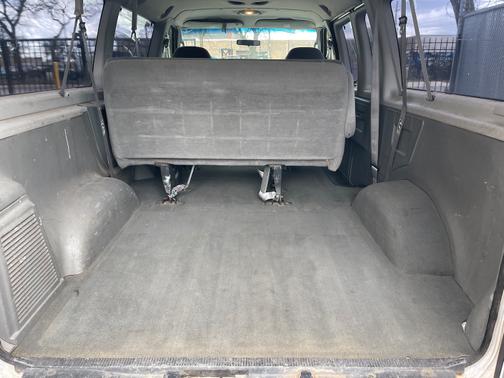2003 Ford E150 XLT Wagon