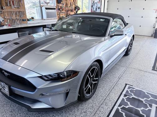 2020 Ford Mustang EcoBoost Premium